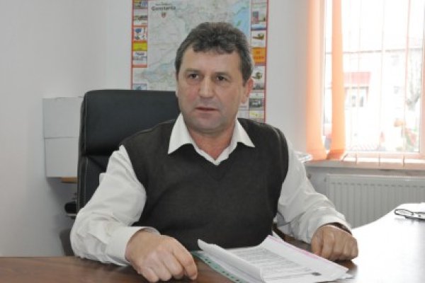 Curăţenie în cimitirele din comuna Albeşti